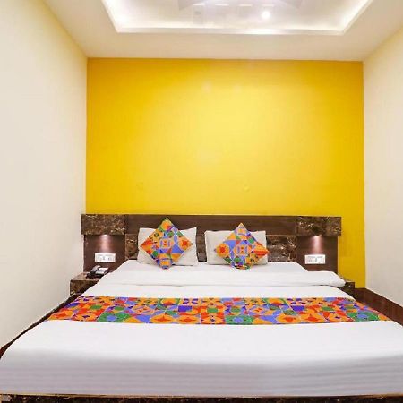 Hotel Ambika Dx Gwalior Bagian luar foto